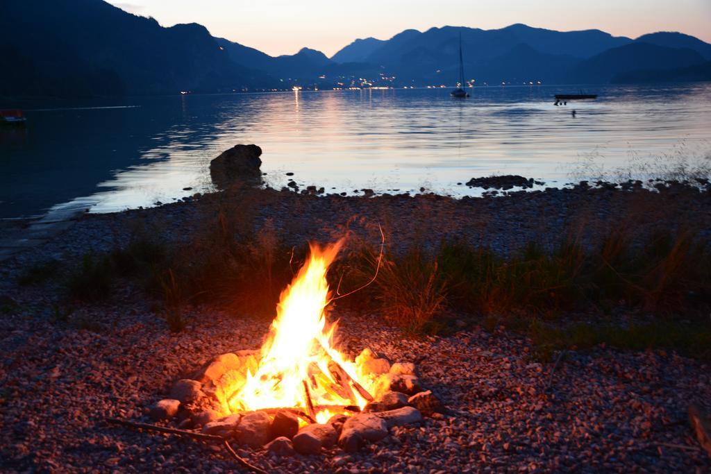 Appart Weisse Urlauben Am Wolfgangsee ザンクト・ギルゲン エクステリア 写真